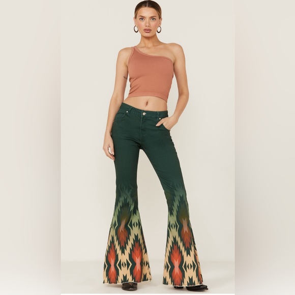 RANCH DRESS'N WOMEN'S WREN SOUTHWESTERN BORDER FLARE JEANS - Picture 1 of 2